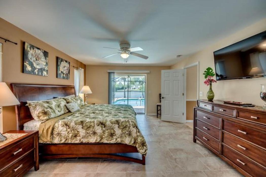 Villa Florida Vacation Cape Coral Ruang foto